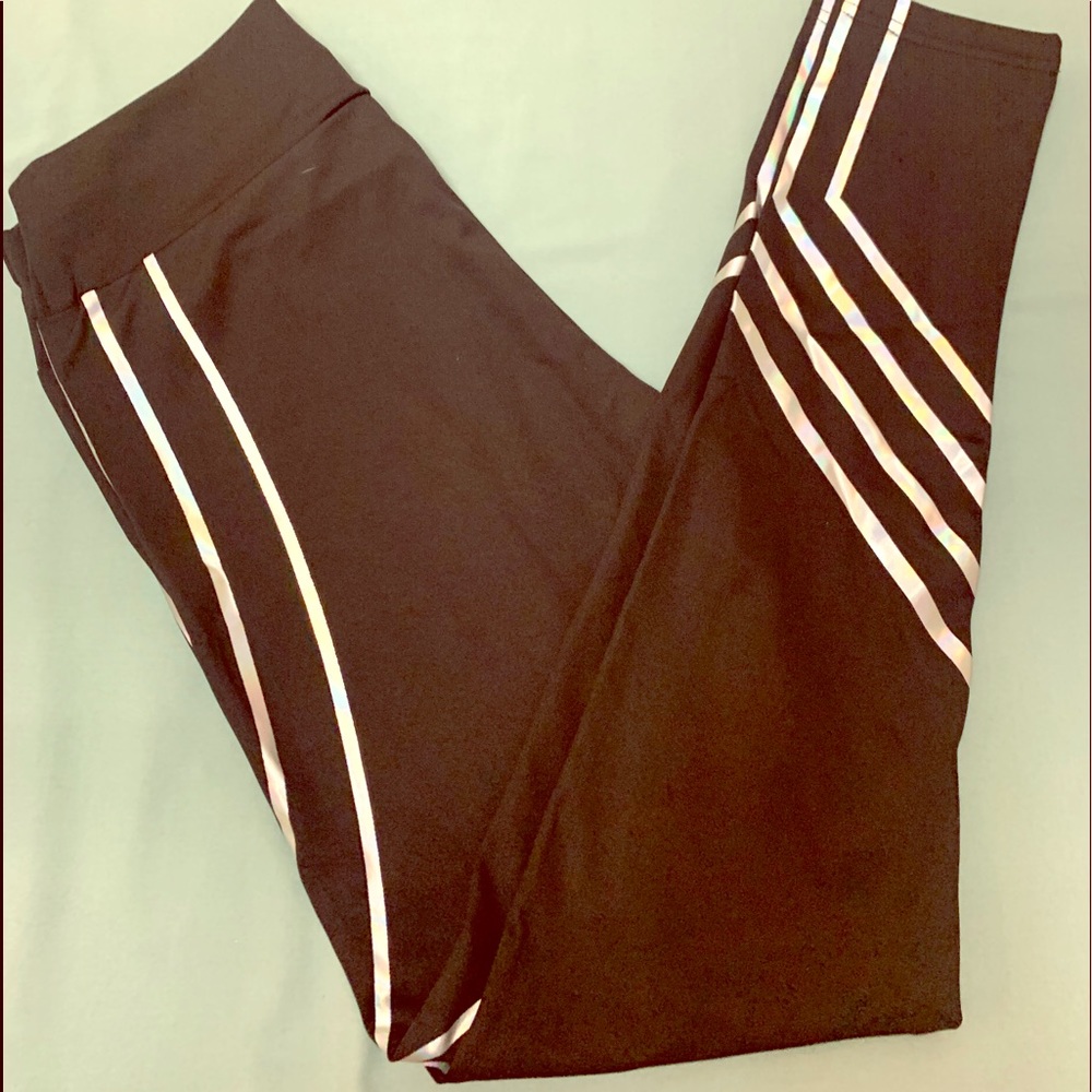 Yoga leggings.